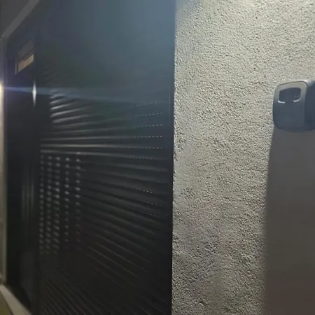 Contact Апарт-отель Тирана